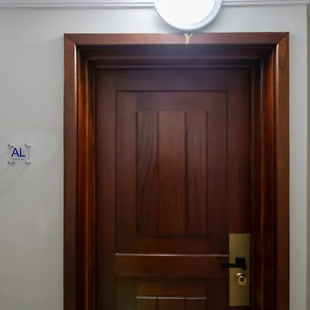 Yellow Sun - Cozy In Apartamento