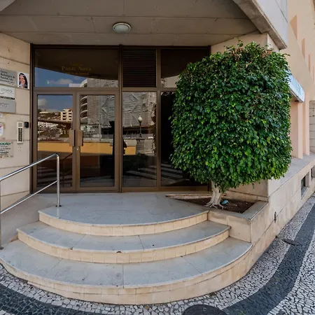 Yellow Sun - Cozy In Apartamento Funchal (Madeira)