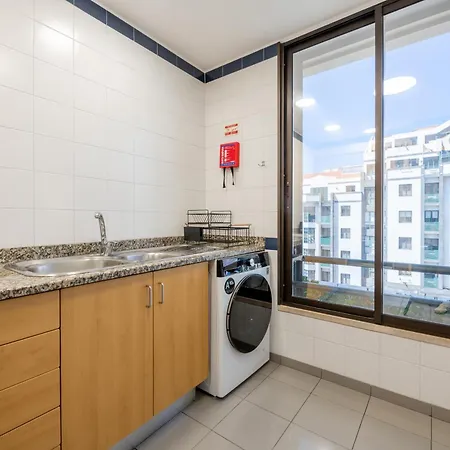 Apartamento Yellow Sun - Cozy In Funchal (Madeira)