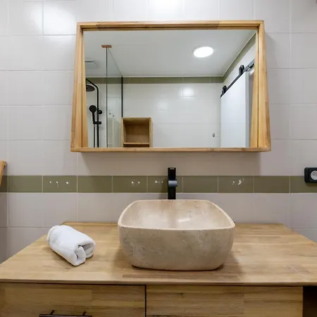 Yellow Sun - Cozy In Apartamento