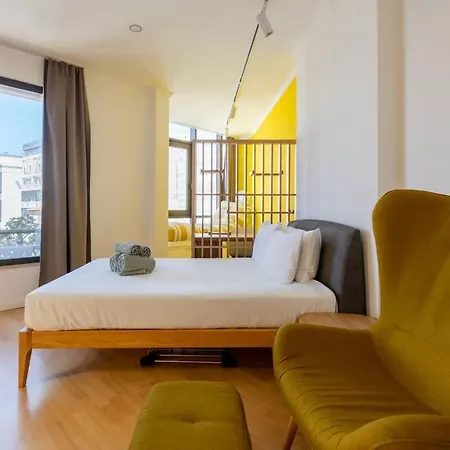 Apartment Yellow Sun - Cozy In Funchal (Madeira)