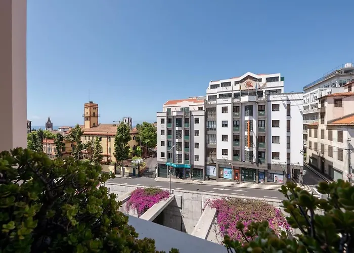 Yellow Sun - Cozy In アパート *